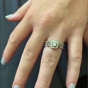 Engagement ring set